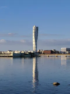 summer,malmö,turning torso,building,skåne,sweden,skandinavia,beach summer,malmö,turning torso,building,skåne,sweden,skandinavia,beach