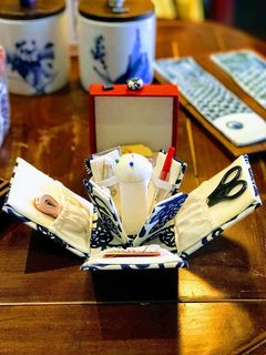 中国，北京，天水苑东丽23号楼，剪刀，卷尺，别针，缝纫，盒子