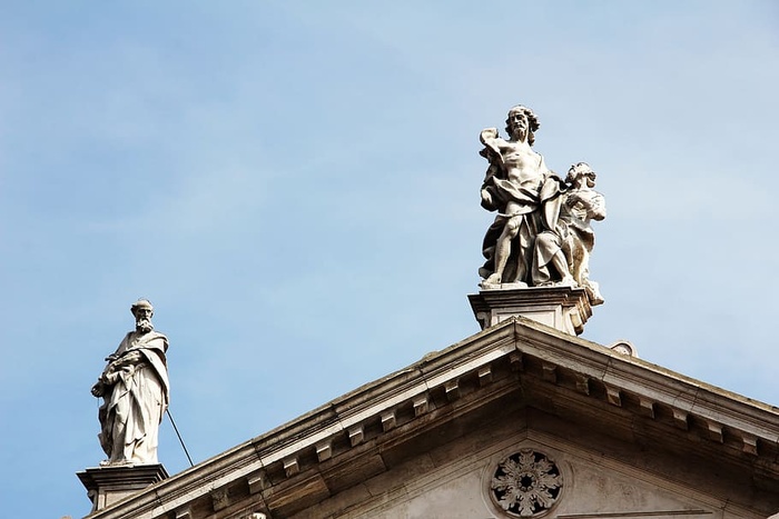 灰泥元素、灰泥、灰泥立面、建筑、屋顶、山墙、雕塑、雕像