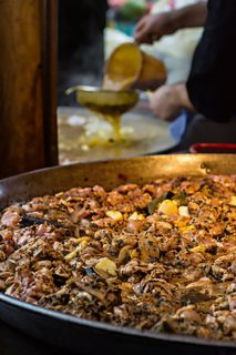 英国、伦敦、自治区市场、西班牙语、海鲜饭、蔬菜、肉类、食品