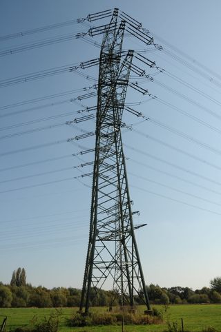 电源，固定线路，电源，固定线路，能源革命，电网扩建，输电塔，电缆