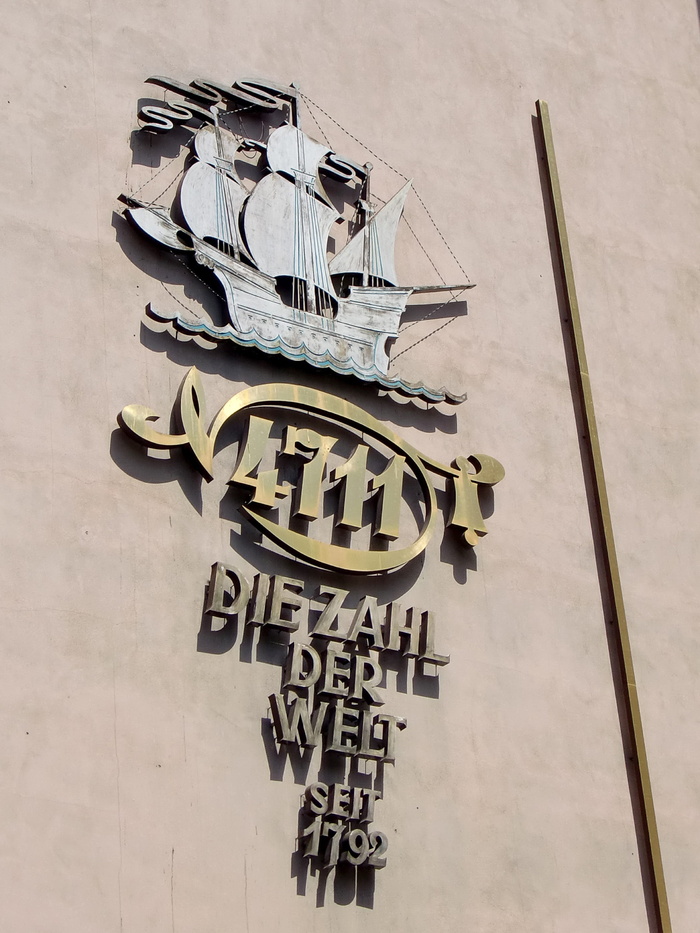 科隆，科隆，广告，帆船，4711，正面，公司标志，文字