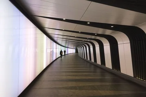 未来隧道 未来隧道