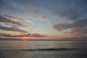 日落，大海，天空，云，水，水上的地平线，云天，自然之美