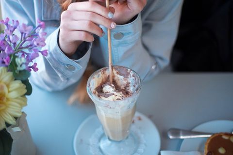 饮料，奶昔，冰巧克力，treat，冰淇淋，美味，颜色，明亮