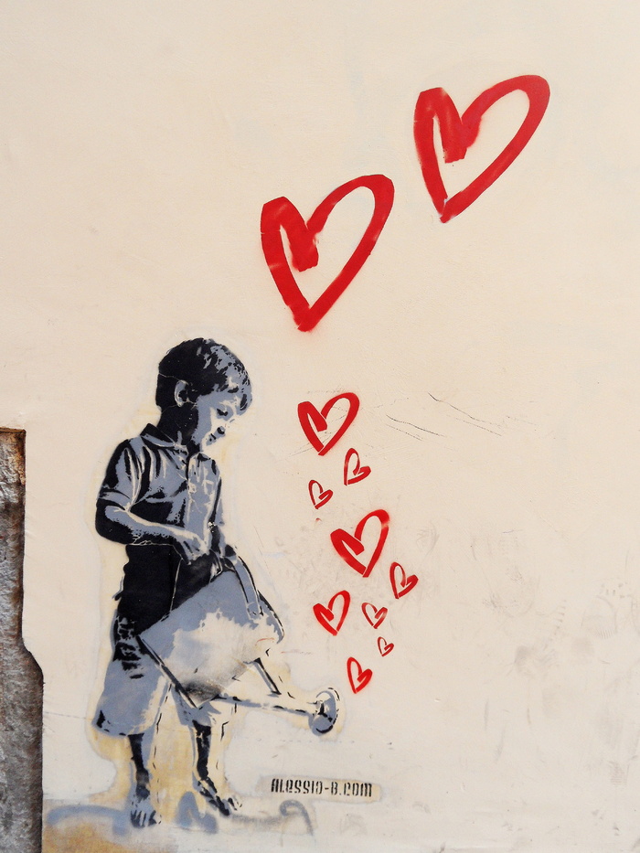 男孩, 拿着, 浇水, 浇水, 心图, 喷壶, 心, 插图