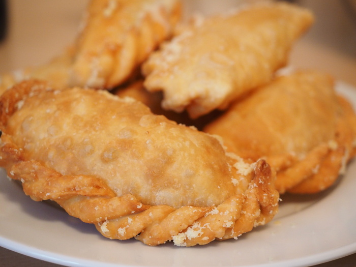 烘焙、empanada、上菜、白色、盘子、Empanadas、饺子、食物