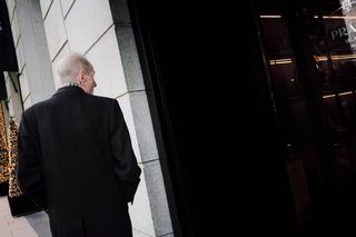 西班牙，马德里，灰色，深色，人物，外观，街头摄影，老