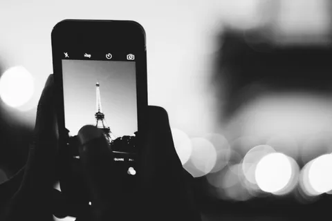 城市，电话，埃菲尔铁塔，巴黎，智能手机，摄影主题，摄影，技术