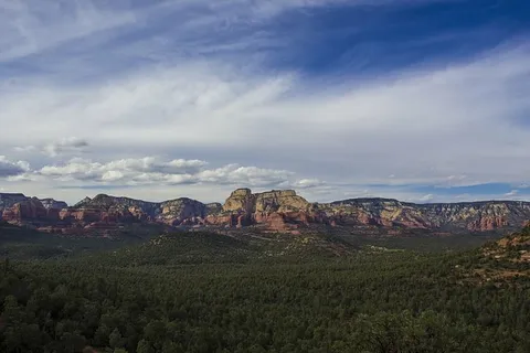云,森林,风景,山脉,自然,落基山脉,砂岩,天空 云,森林,风景,山脉,自然,落基山脉,砂岩,天空