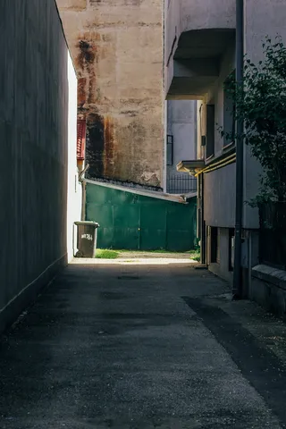 美丽的灯光，光线，城市景观，建筑，建筑结构，建筑外观，建筑，没有人