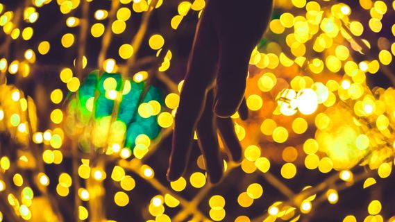 bokeh，手，灯，bokeh灯，创意手，夜晚，壁纸，高清