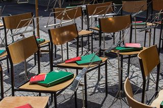 音乐会，椅子，一排，空的，一排椅子，座位，发生，椅子