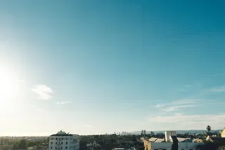 航拍、视图摄影、房屋、蓝色、天空、白天、天空、城镇