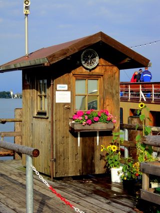 ladies island，chiemsee，germany，upper bavaria，bavaria，lake，architecture，Build structure