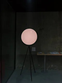 圆形、白色、浅色、辉光、深色、明亮、房子、办公室 圆形、白色、浅色、辉光、深色、明亮、房子、办公室