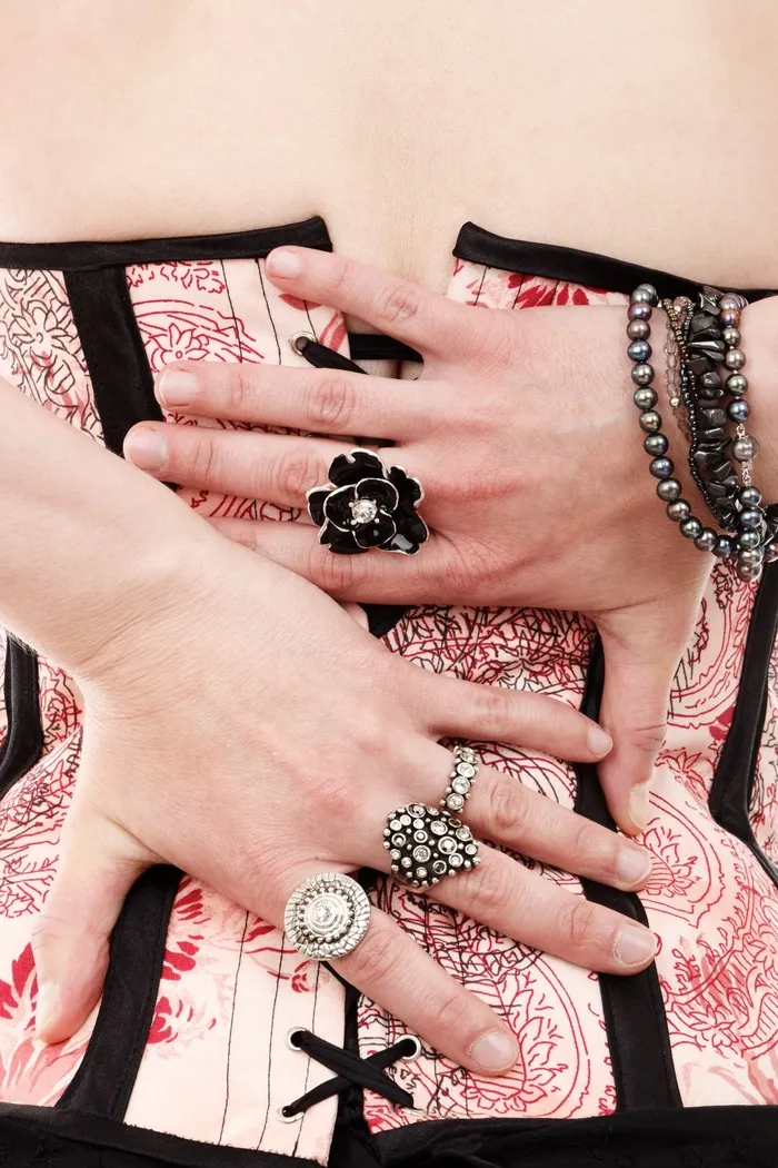 人，佩戴，戒指，手镯，配件，优雅，时尚，手指