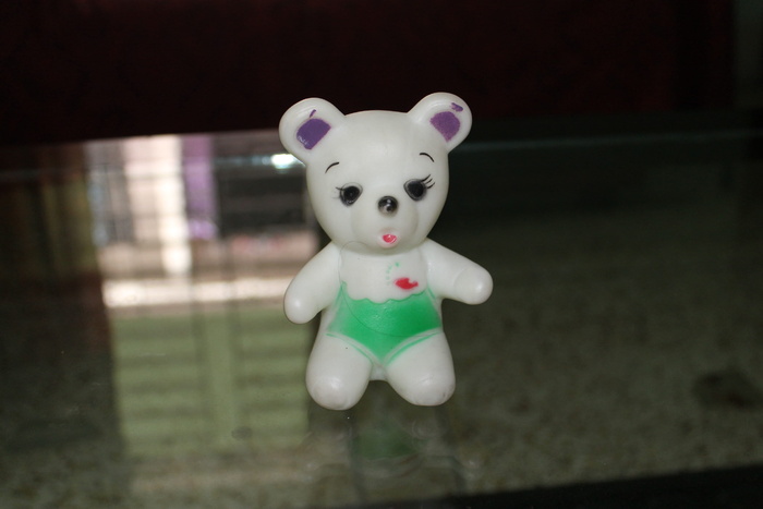 白色，熊，陶瓷，小雕像，玻璃表面，玩具，熊猫，幼崽