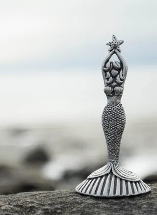 美人鱼，陶瓷，小雕像，石头，美人鱼，海滩，魔术，海滩，没有人