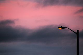 粉红色、日落、背景、光线、暗色调、云天、烟雾-物理结构、轮廓