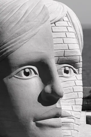 眼睛、鼻子、嘴巴、脸、女人、脸、两张脸、沙雕