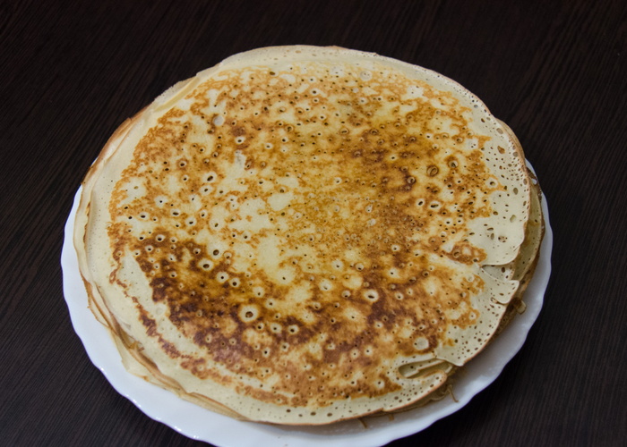 烤盘，煎饼，食物，面粉，面团，烘焙，盘子，桌子