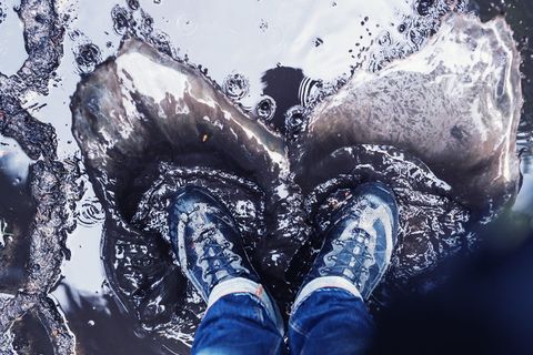 水、泥、泥泞、飞溅、跳跃、模糊、低处、人体部位 水、泥、泥泞、飞溅、跳跃、模糊、低处、人体部位