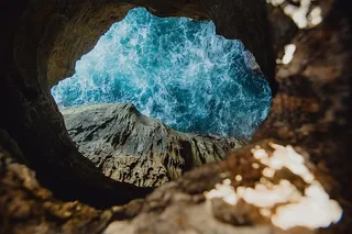 葡萄牙阿莫雷拉海滩阿尔加维西海岸的悬崖