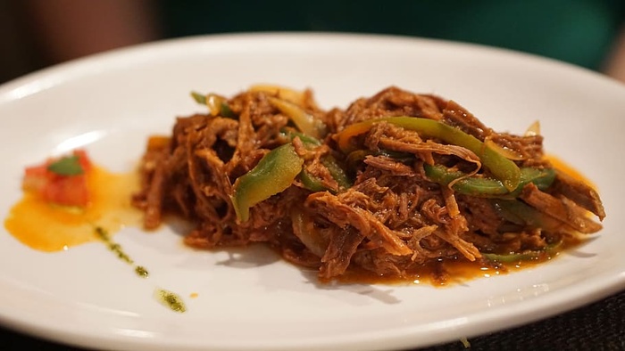 圆形、白色、陶瓷、盘子、食品、古巴、菜肴、食品和饮料