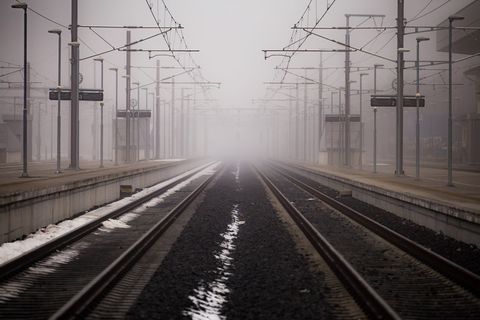 火车轨道,有盖,烟雾,火车,铁路,黑白,铁路,轨道 火车轨道,有盖,烟雾,火车,铁路,黑白,铁路,轨道