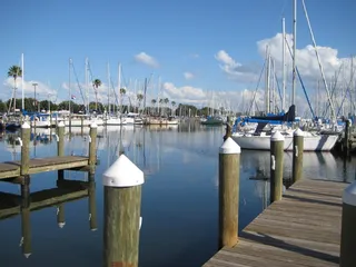 美国，清水，清水海滩，港口，反射，帆船，帆船，码头