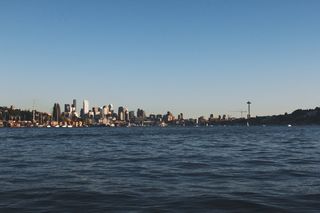 城市景观摄影、白天、身体、水、正面、城市、天际线、建筑