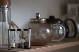 厨房，沙漏，茶壶，室内，家居设备，家居，容器，家居