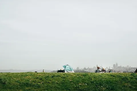 美国、旧金山、Crisy field、自行车、帐篷、露营、野餐、草地 美国、旧金山、Crisy field、自行车、帐篷、露营、野餐、草地