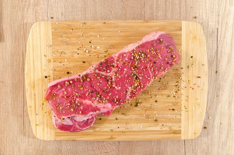 调味、切片、肉、棕色、剁碎、板、木材、牛肉 调味、切片、肉、棕色、剁碎、板、木材、牛肉