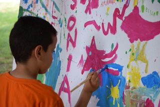 男孩，拿着，画笔，绘画，孩子，绘画，壁画，颜色