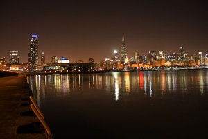 城市建筑，夜间，芝加哥夜晚，米奇卡恩湖，倒影，天际线，芝加哥，城市景观