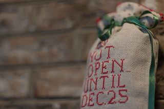 模糊的背景，砖墙，特写，颜色，装饰，设计，节日，户外