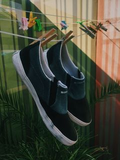 花园，植物，鞋，叶子，晒衣绳，颜色，烘干，鞋类