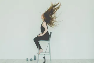 女孩，白人，年轻人，电话，椅子，蜡烛，头发，头发