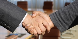 握手、握手、握手、欢迎、协议、合同、握手、谈判