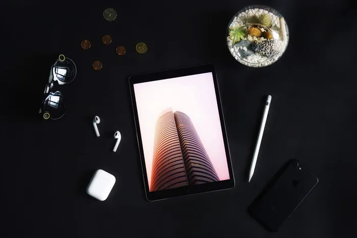 新加坡，黑色，ipad，苹果，铅笔，眼镜，airpods，科技