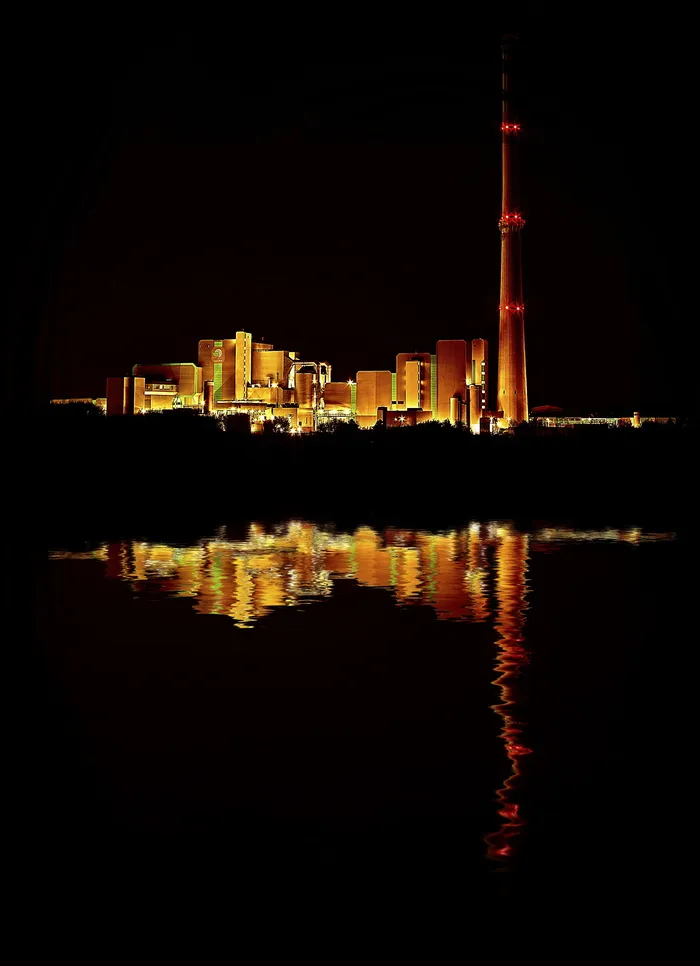 照明、城市、夜间、垃圾焚烧、焚烧炉、烟囱、排气、工业