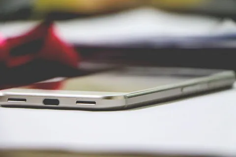 macro缺少银色安卓智能手机