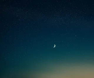 半月形低角度摄影