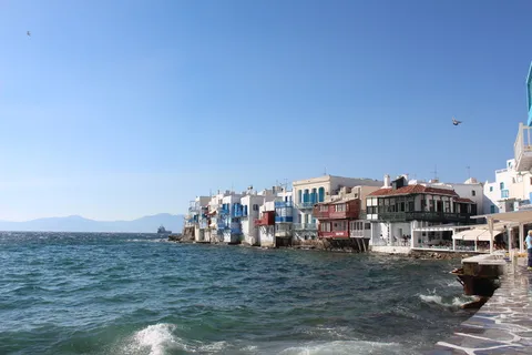 行李,旅行,米科诺斯,水,海,天空,建筑,建筑外观 行李,旅行,米科诺斯,水,海,天空,建筑,建筑外观