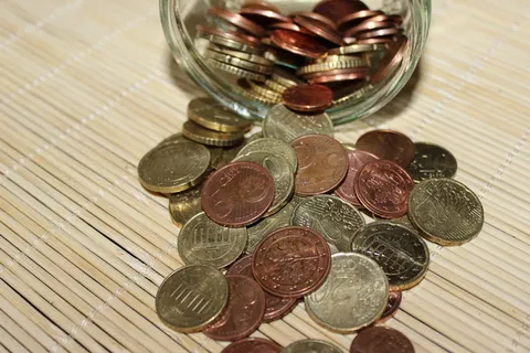 硬币，欧元，€硬币，零钱，货币，硬币，欧分，美分