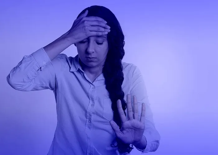 心烦意乱的女人——抑郁——绝望、痛苦