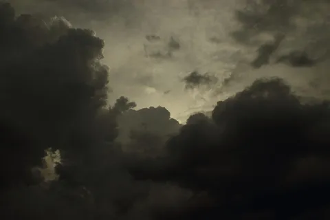 云,天空,暴雨,云天,自然之美,低角度观看,宁静,风景-自然 云,天空,暴雨,云天,自然之美,低角度观看,宁静,风景-自然