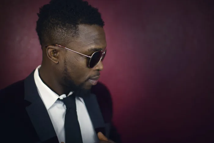 男人，黑，白，西装，时尚，人，太阳镜，眼镜